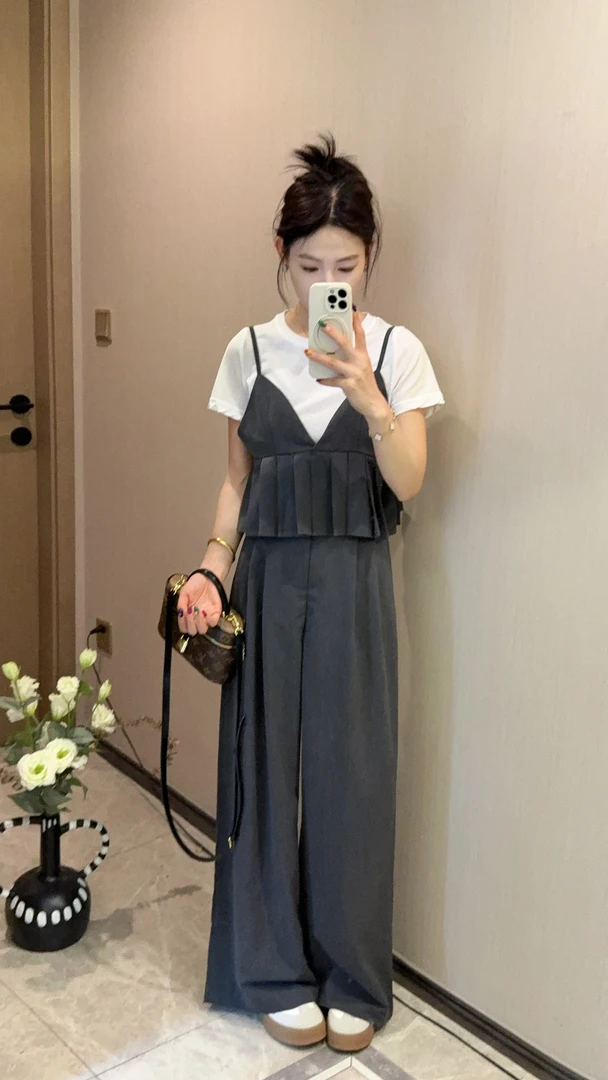 设计感吊带阔腿裤宽松套装女2025夏季新款慵懒风减龄百搭三件套