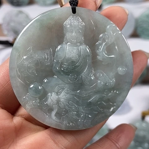 翡翠颈饰未镶嵌玉龙大日如来福利