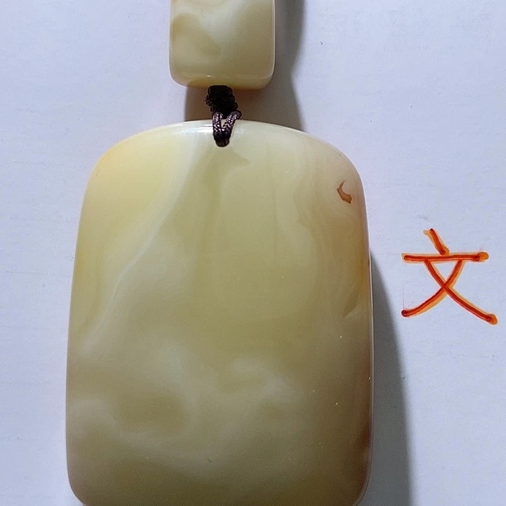 琥珀未镶嵌珠宝奇石34