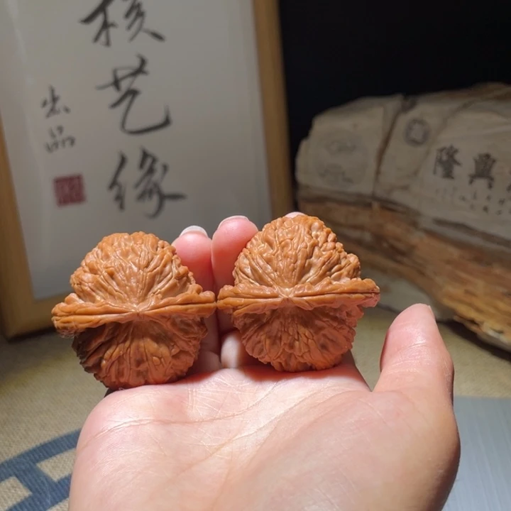 核桃把件齐42全品白狮子