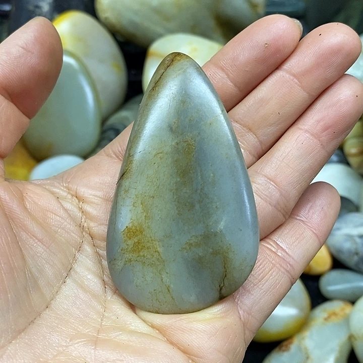 和田玉（子料）未镶嵌挂件