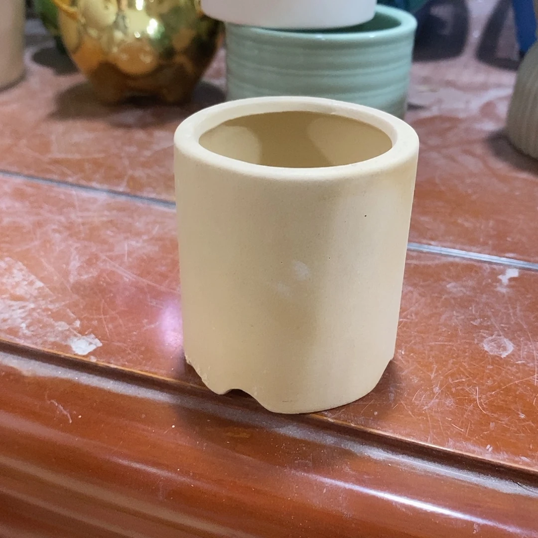 杯子陶盆有孔 瑕疵介意勿拍