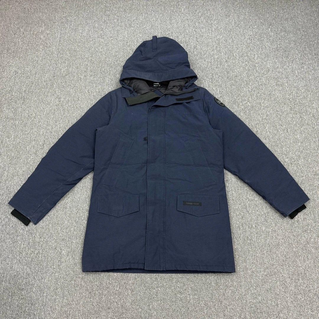 95新 CANADA GOOSE/加拿大鹅 15342364 藏蓝色黑标羽绒服 M码