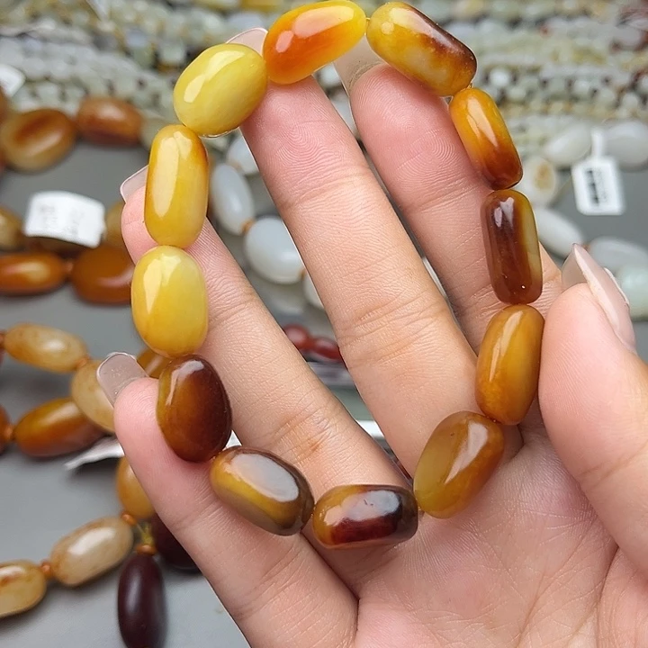 和田玉（糖玉）未镶嵌手链