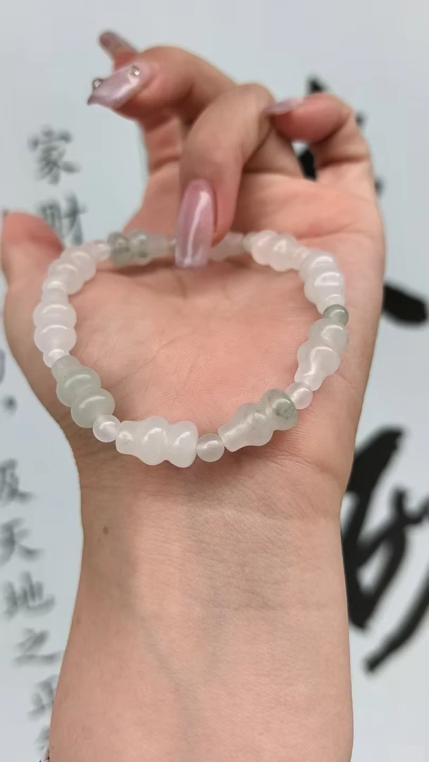 【雪莉珠宝】石英质玉天山冰翠单圈葫芦手链【颜色微差】