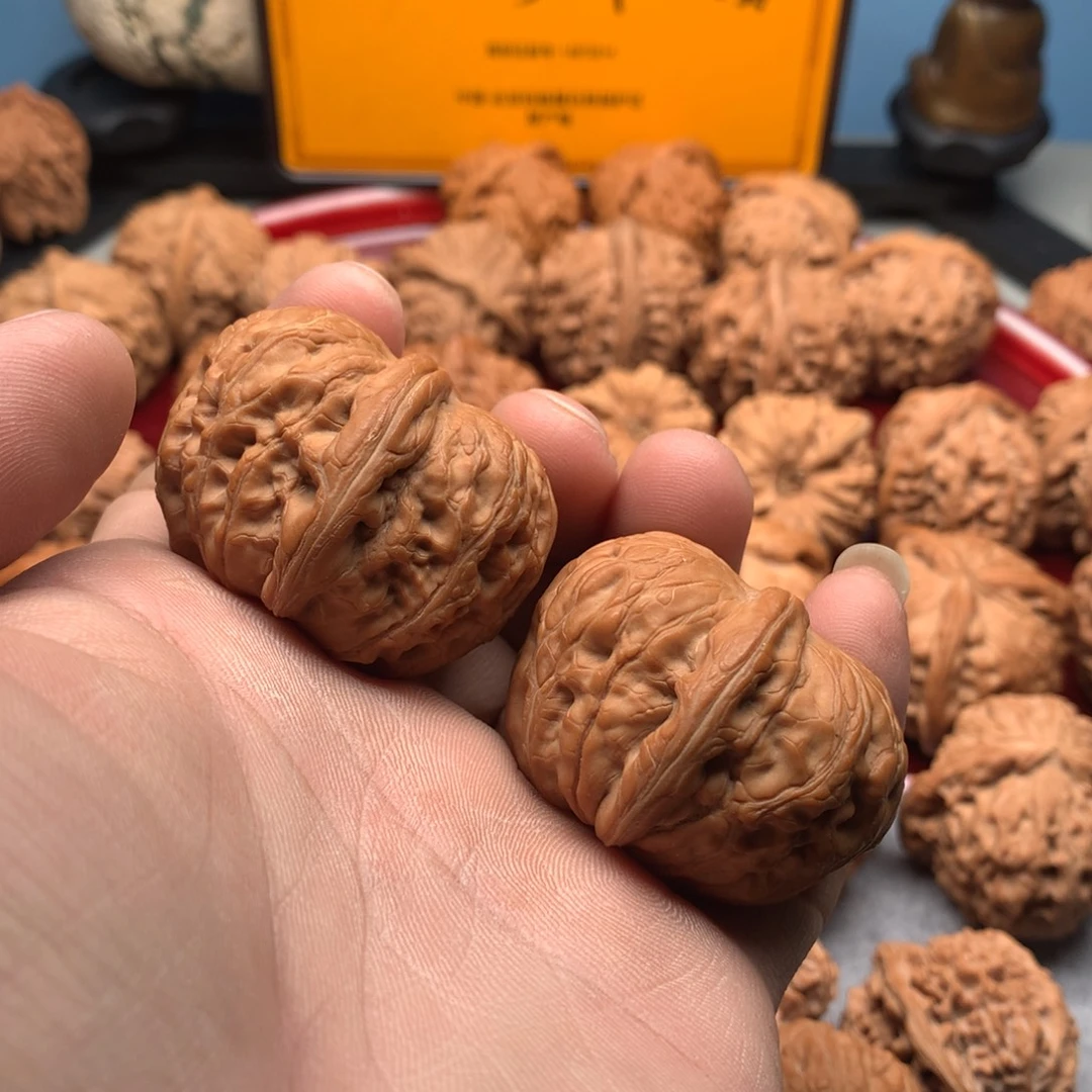 文玩核桃吊坠42平谷元宝