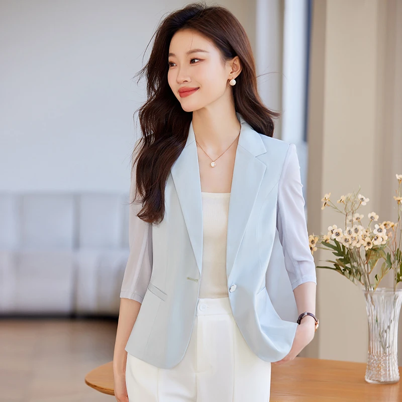 浅蓝色短款西装外套女夏季薄款2025新款休闲小个子高级感中袖西服