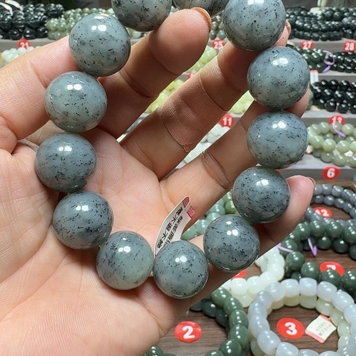 未镶嵌手链和田玉新疆青花卡18