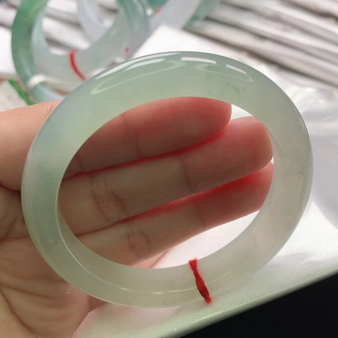 翡翠未镶嵌手镯缅甸51.52