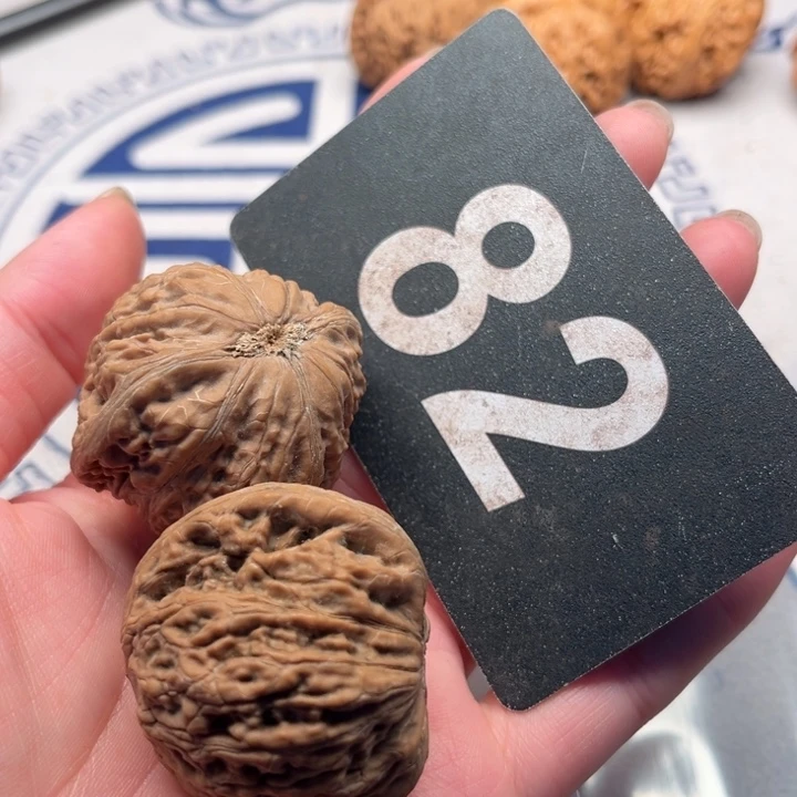 文玩核桃吊坠82号