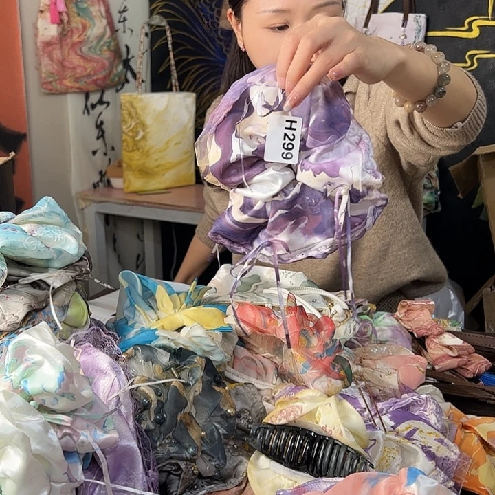 可****299芭蕾发圈不退不换