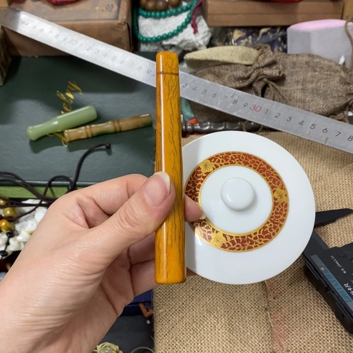 瓷片哈中古工艺品一件