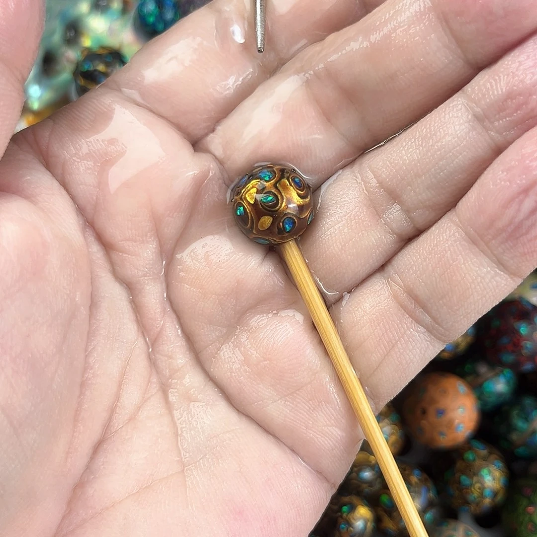 黑金的小可爱也太可爱