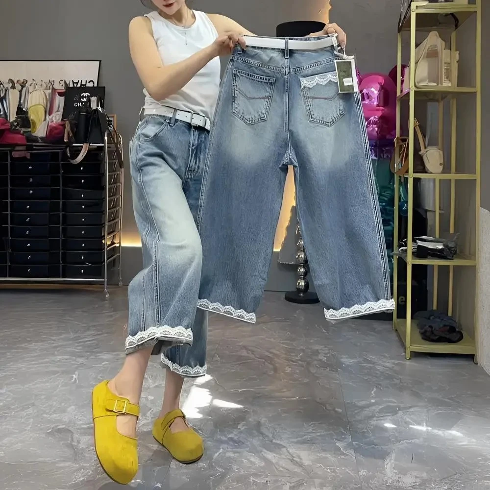 蕾丝花边牛仔裤女2025春夏新款大码宽松梨型身材显瘦八分款阔腿裤