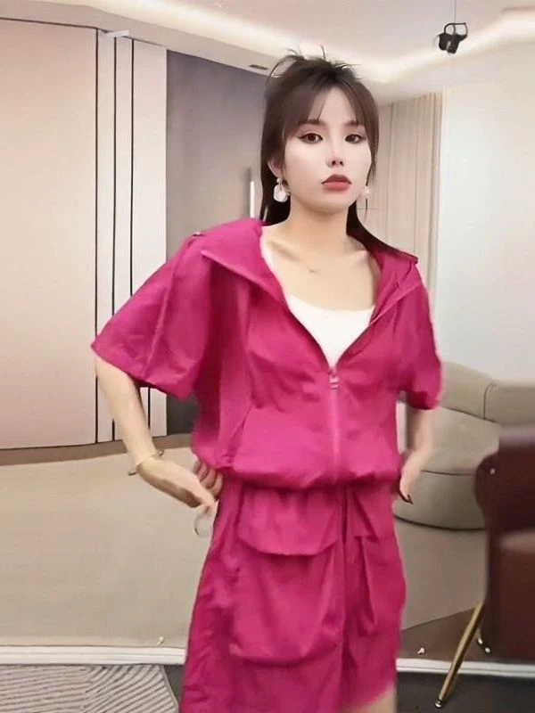 短袖短裤套装女2025夏季新款宽松显瘦大码胖MM连帽上衣裤子两件套