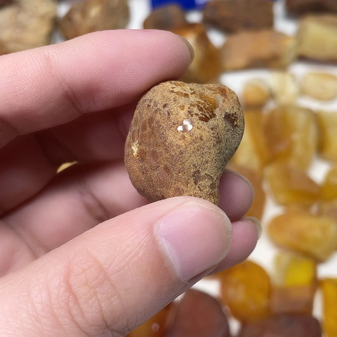 定制琥珀未镶嵌超原矿琥珀