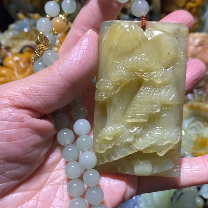 蛇纹石玉岫玉吊坠未镶嵌