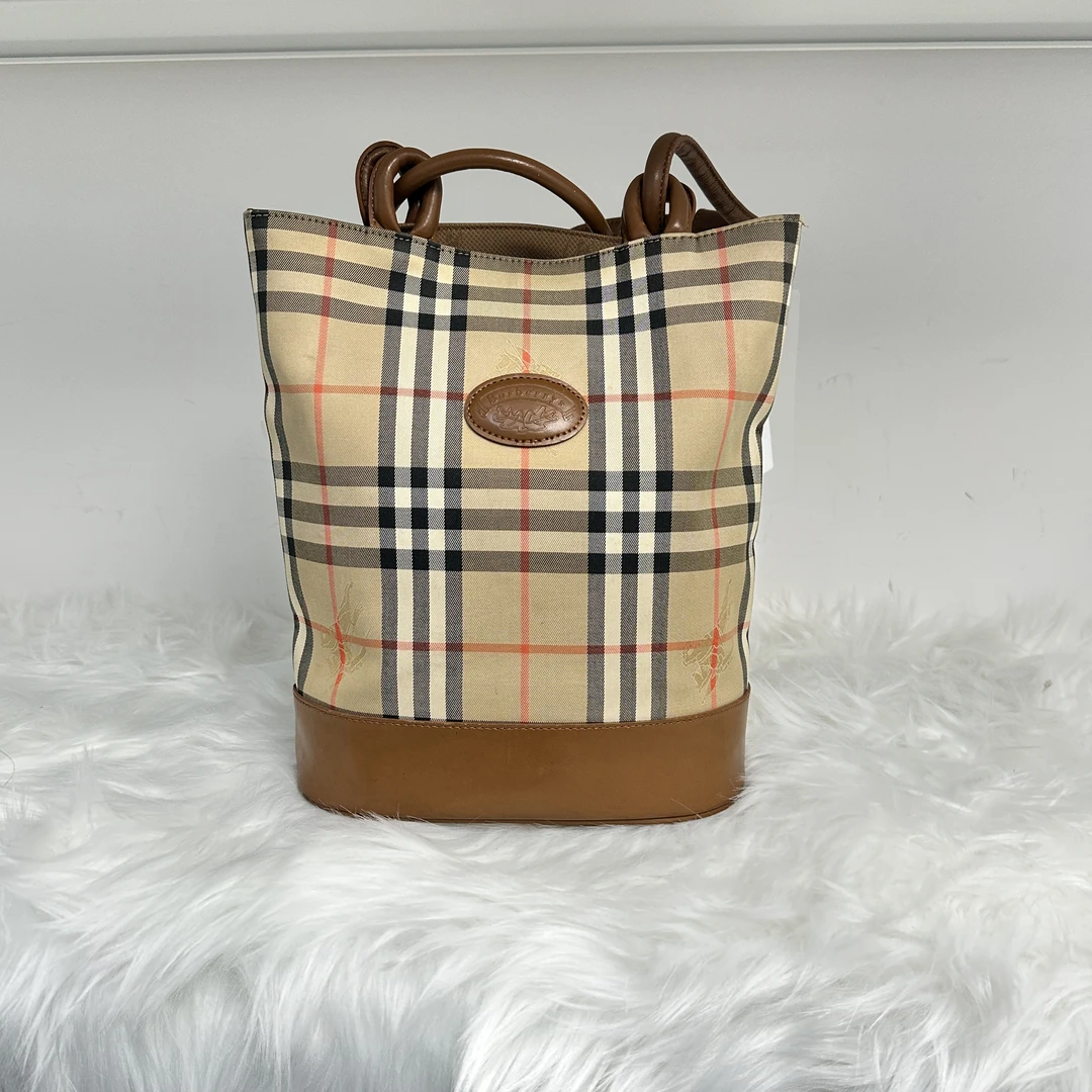 95新 BURBERRY/博柏利 巴宝莉/Burberry/水桶/sk681