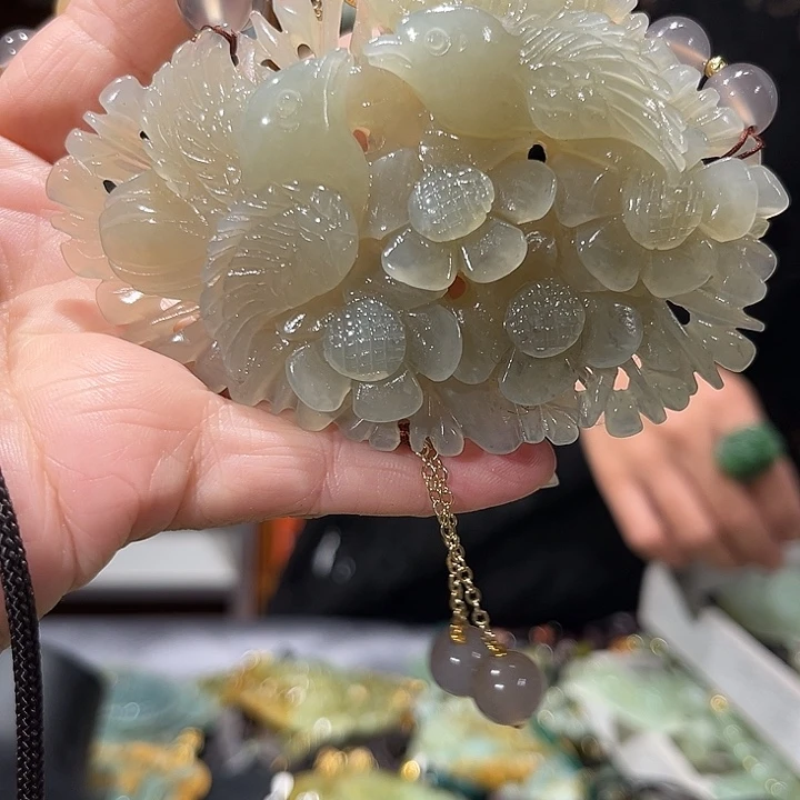 未镶嵌岫玉毛衣链
