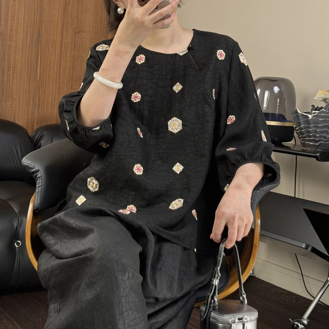 X908【小宝相】七分袖圆领宽松黑龟满绣香云纱上衣