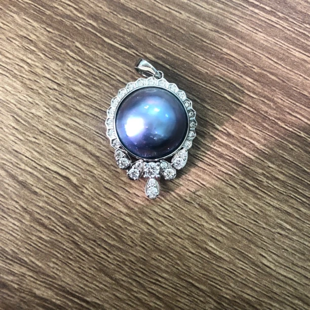 珍珠吊坠 （多样性发其一）