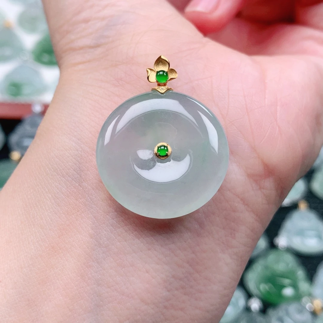 吊坠(不含链)18K金镶嵌翡翠