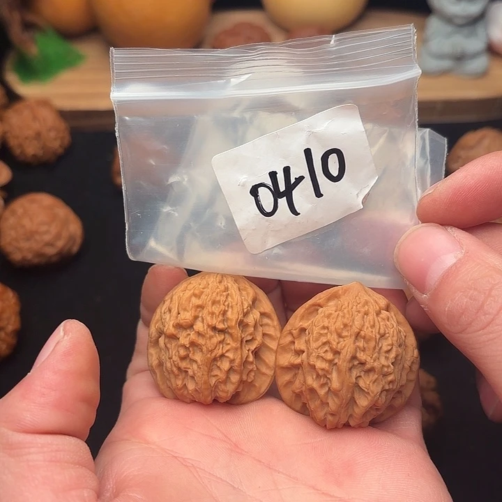 把件文玩核桃35 尺  金牛     0410