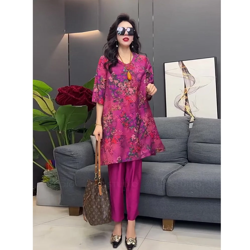 夏季多巴胺减龄时尚洋气女装套装玫红色印花中袖T恤直筒裤两件套