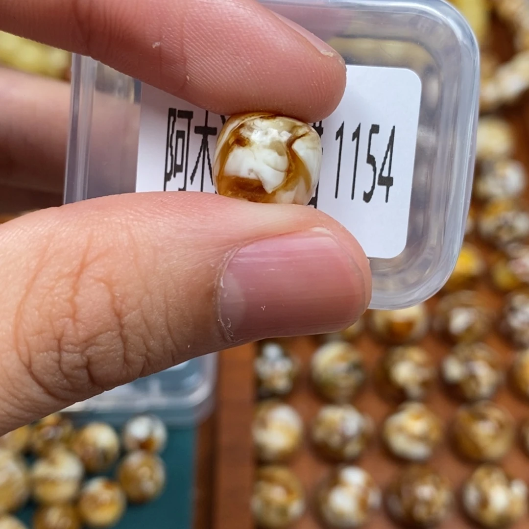 把件猴头核桃沁色圆珠老型1154
