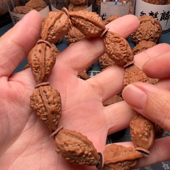 吊坠文玩核桃1.7左右麒麟角手串