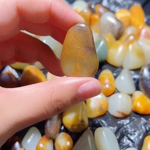 和田玉（糖玉）未镶嵌颈饰11.3