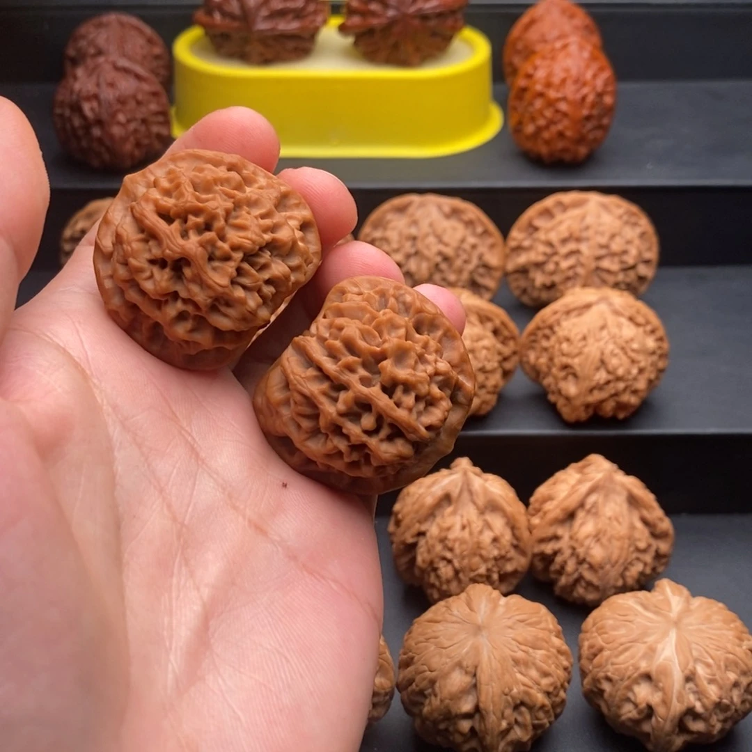 把件文玩核桃李***着秦闷38