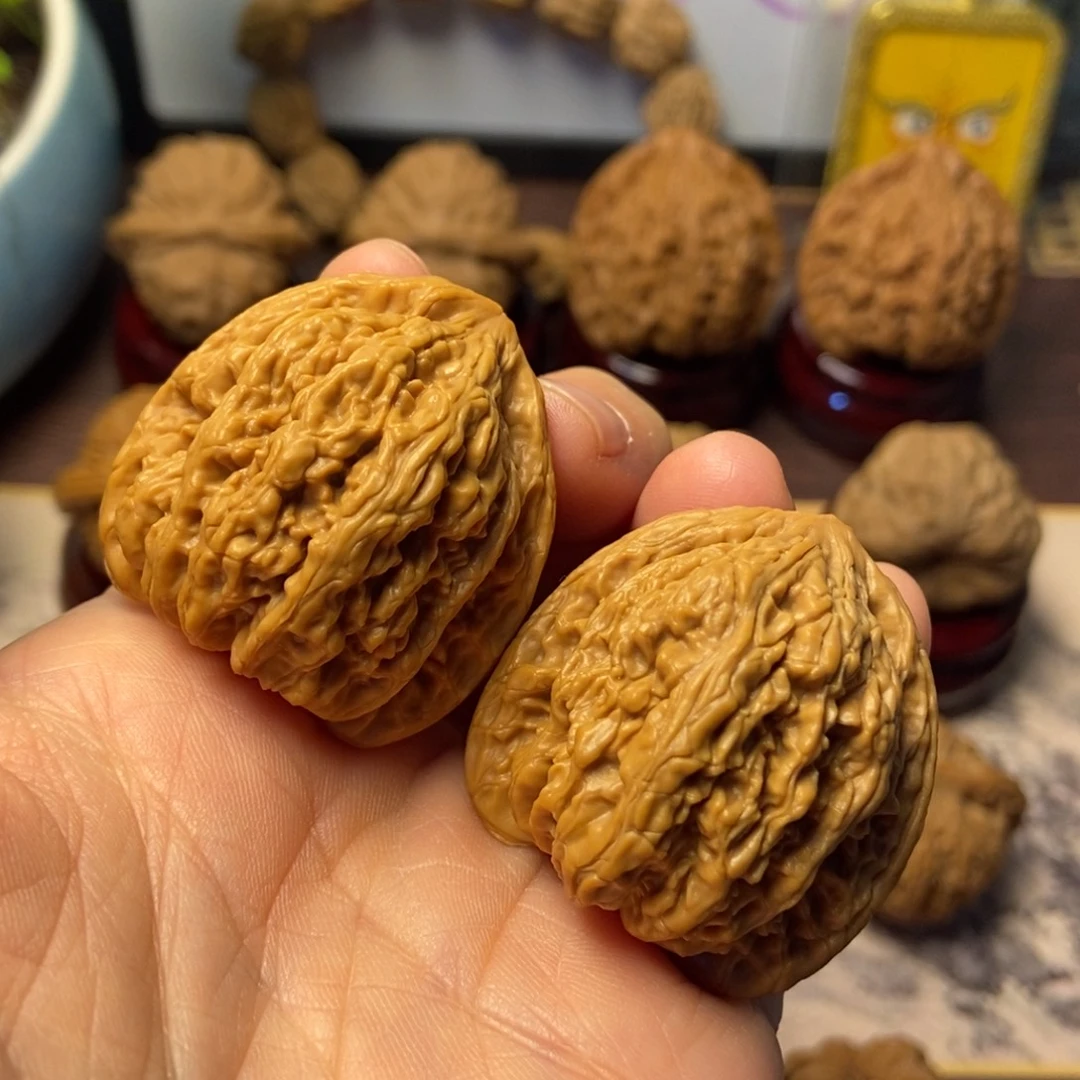 文玩核桃把件密纹尺寸36