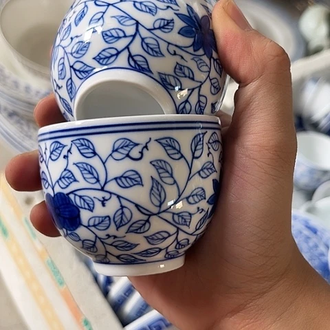陶瓷手绘杯两个陶瓷