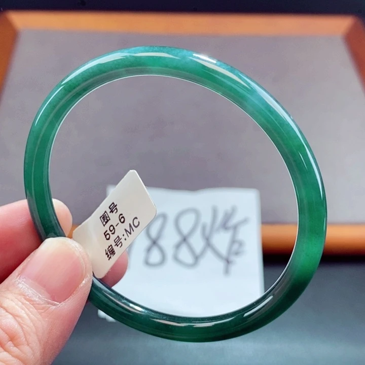 翡翠未镶嵌手镯翡翠手镯17