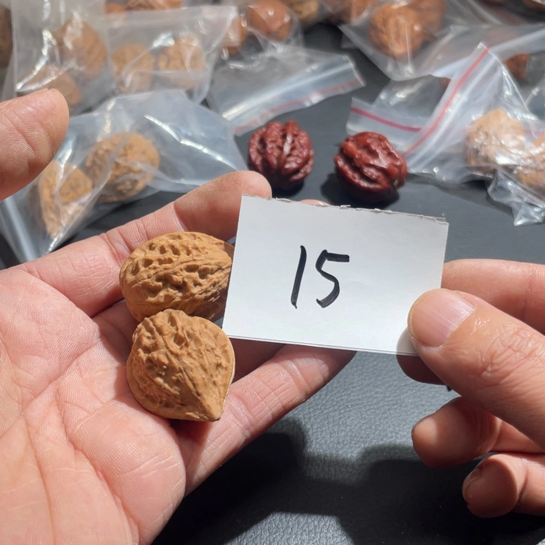 文玩核桃把件核桃