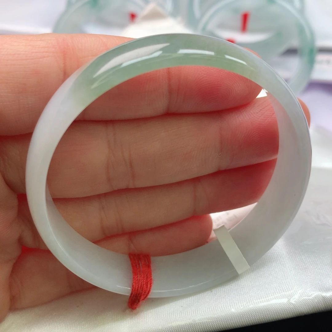 翡翠手镯未镶嵌缅甸翡翠5253