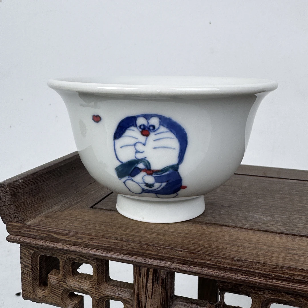 景德镇原创手作哆啦A梦青花加彩高温手绘陶瓷压手杯主人杯办公杯