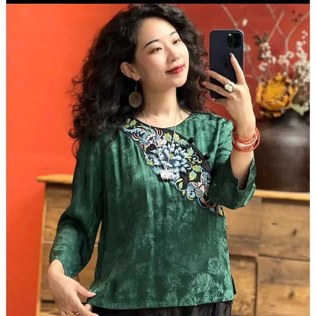 羊在在国风民族风刺绣复古文艺宽松显瘦上衣SY90027