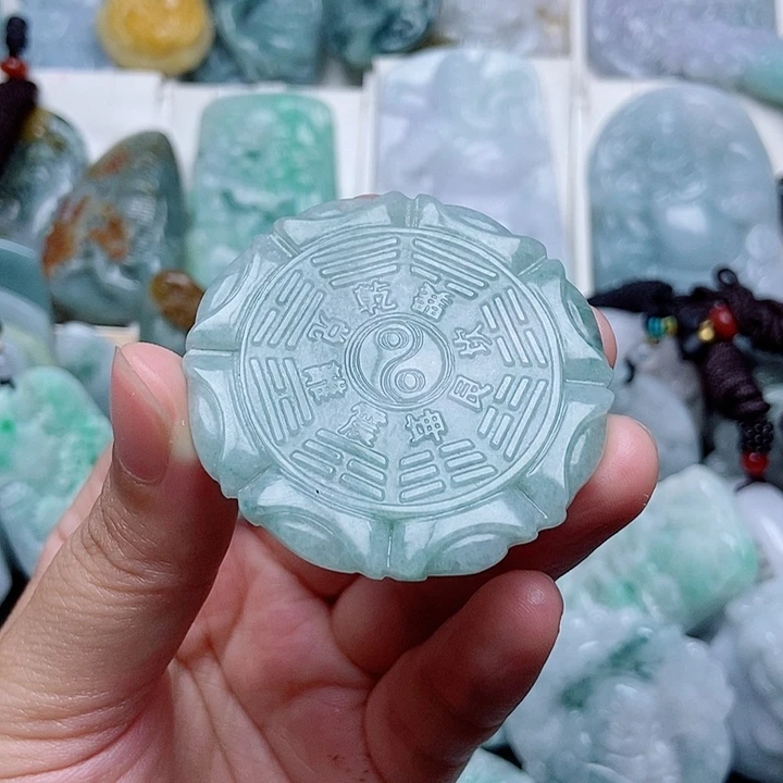 翡翠未镶嵌吊坠(不含链)翡翠