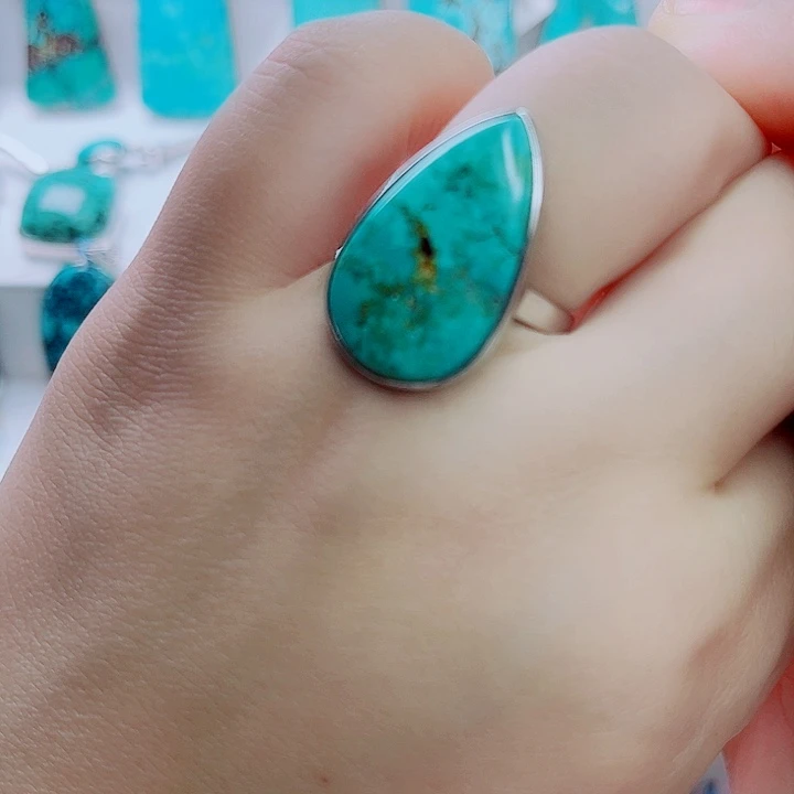 未镶嵌绿松石珠宝奇石