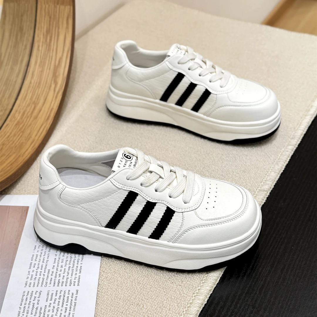 韩版网红松糕大头丑萌小白鞋女2025新款夏季时髦厚底增高休闲板鞋