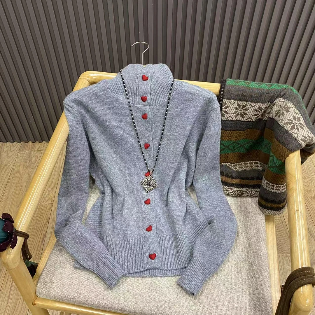 秋季高领爱心扣针织开衫羊毛混纺撞色设计感减龄洋气毛衣女Z5117