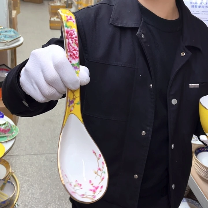 瓷。。。。。。。。。。。。。。。