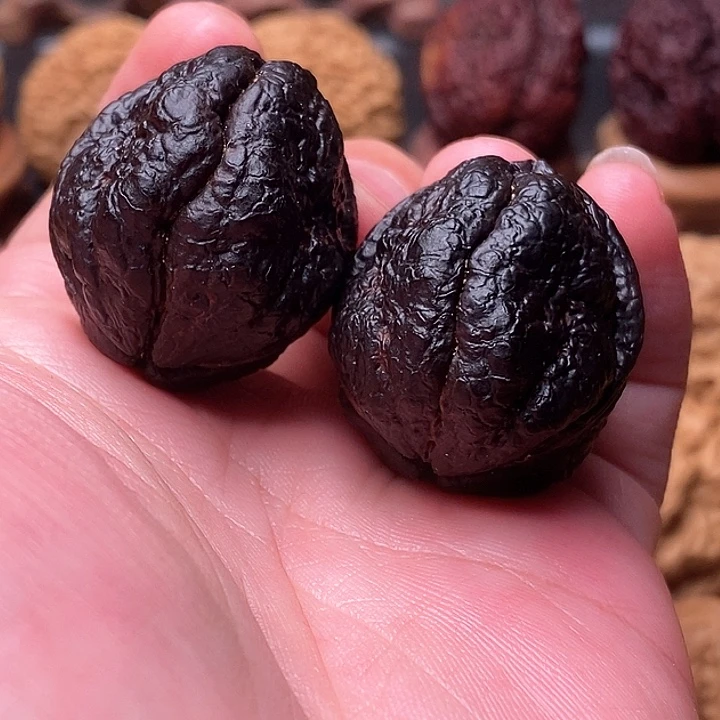 桃核把件小玉蝉……金