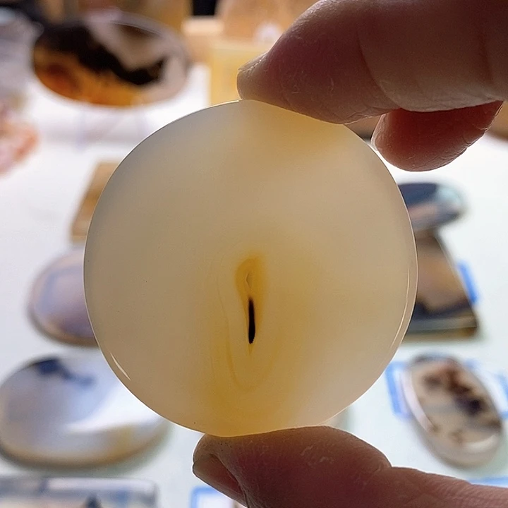 玛瑙/玉髓未镶嵌珠宝半成品