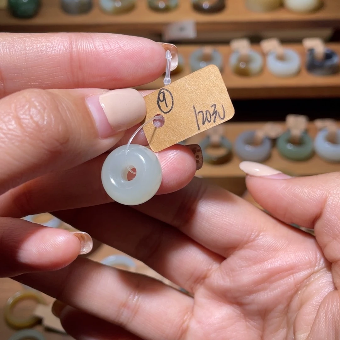 和田玉戒指未镶嵌和**宝9