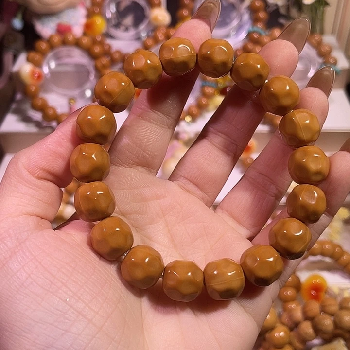 手串猴头核桃奶酪手串二等