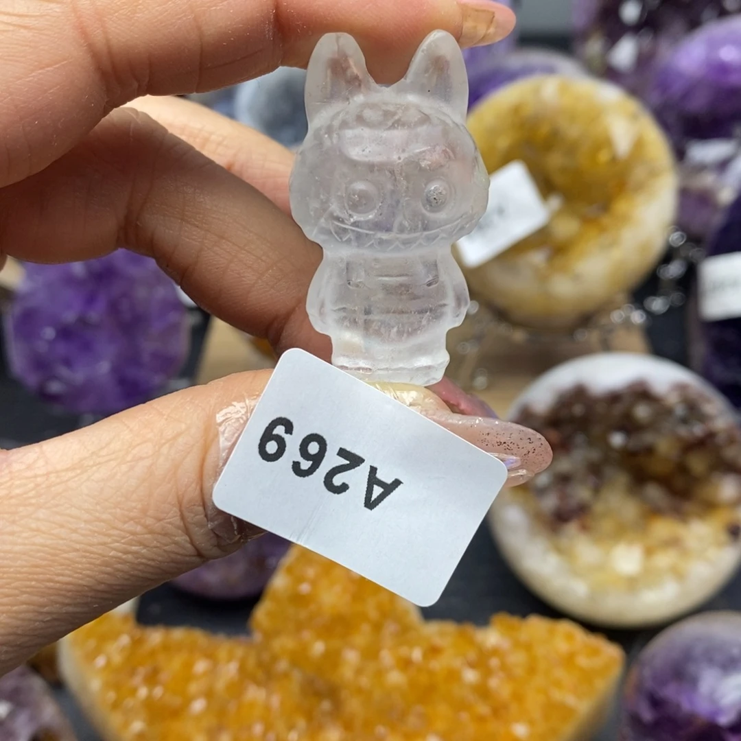 未镶嵌水晶大型摆件（非配饰）