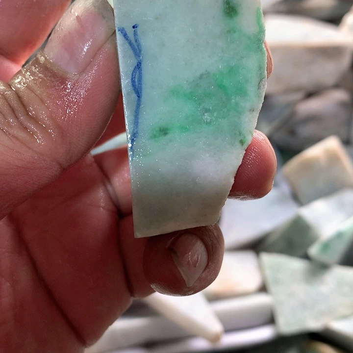 裸石翡翠天然翡翠